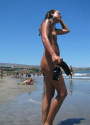 A hot slut posing at theNatadola Image 12