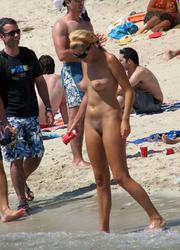A nude posing on the Surfer's Paradise Image 6