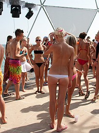 public nude girls
