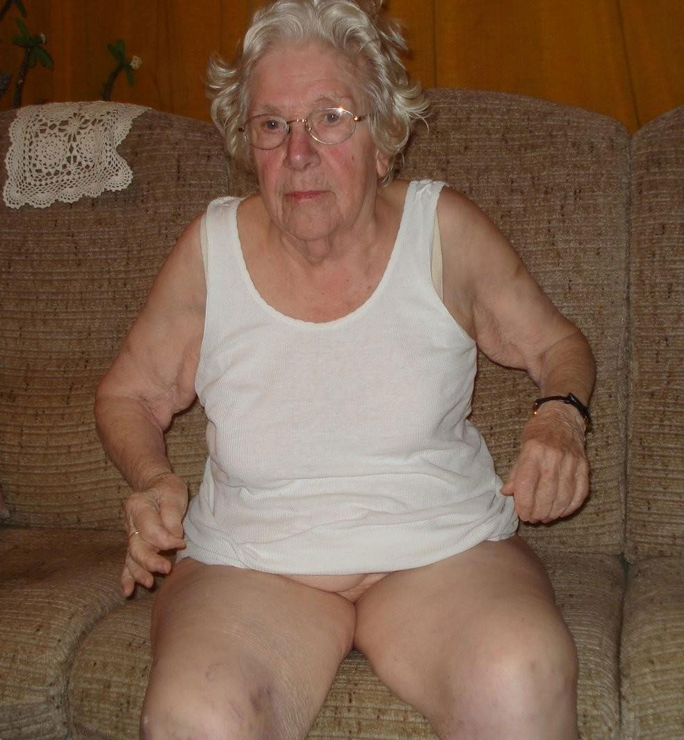 Granny Shocking pic