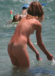 Candid teens in swimsuit or topless voyeur pictures at Benalnatura Image 11