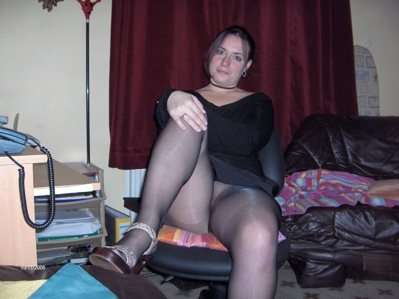 PRIVATE PANTYHOSE this is a Great Perfect collection of private photos of R...
